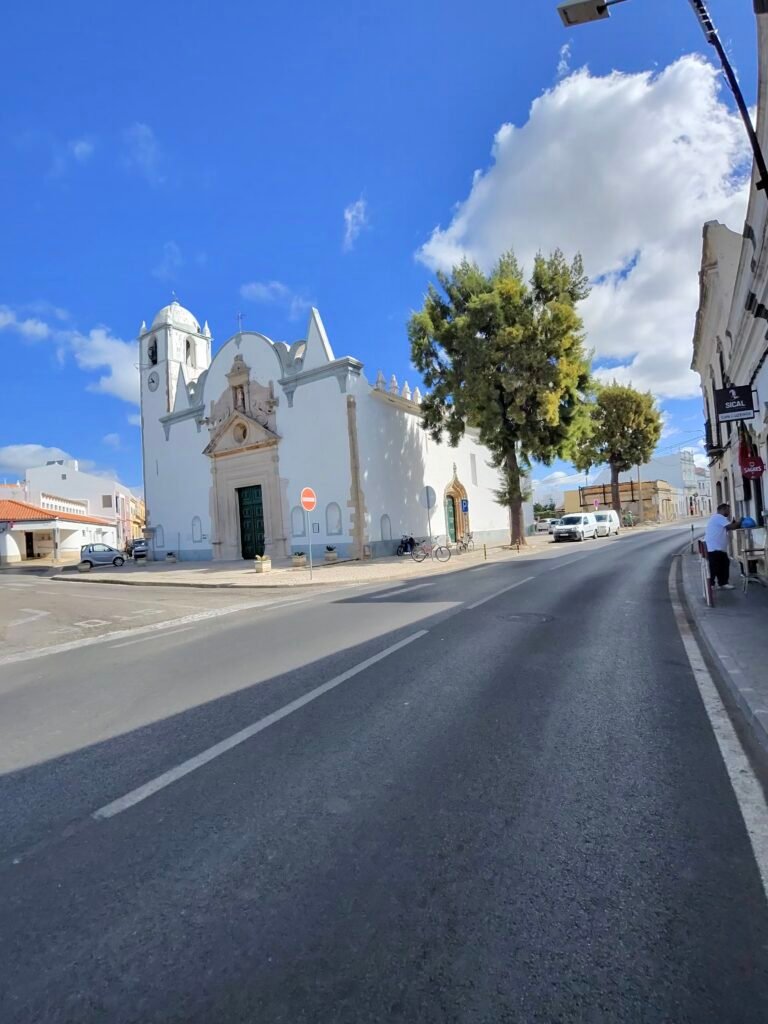 The white church at Luz de Tavira beside the N125